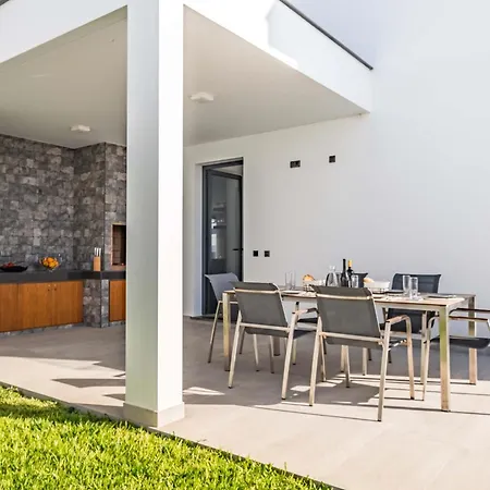 Villa Boa Nova By Lovelystay